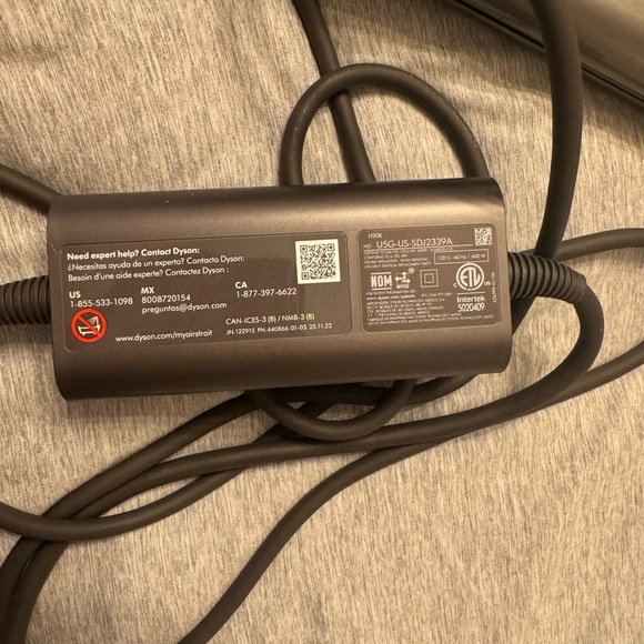 Dyson Airstrait Straightener - Picture 5 of 7